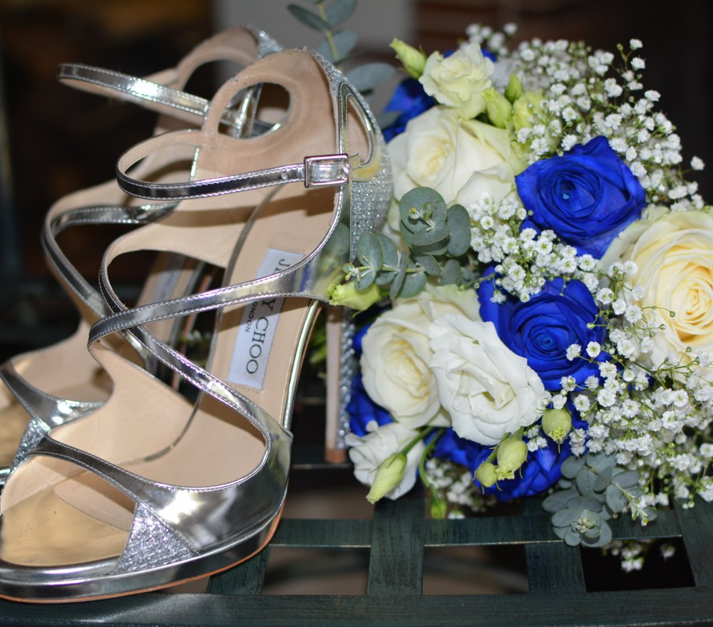 Bouquet mariée bleu roi et blanc